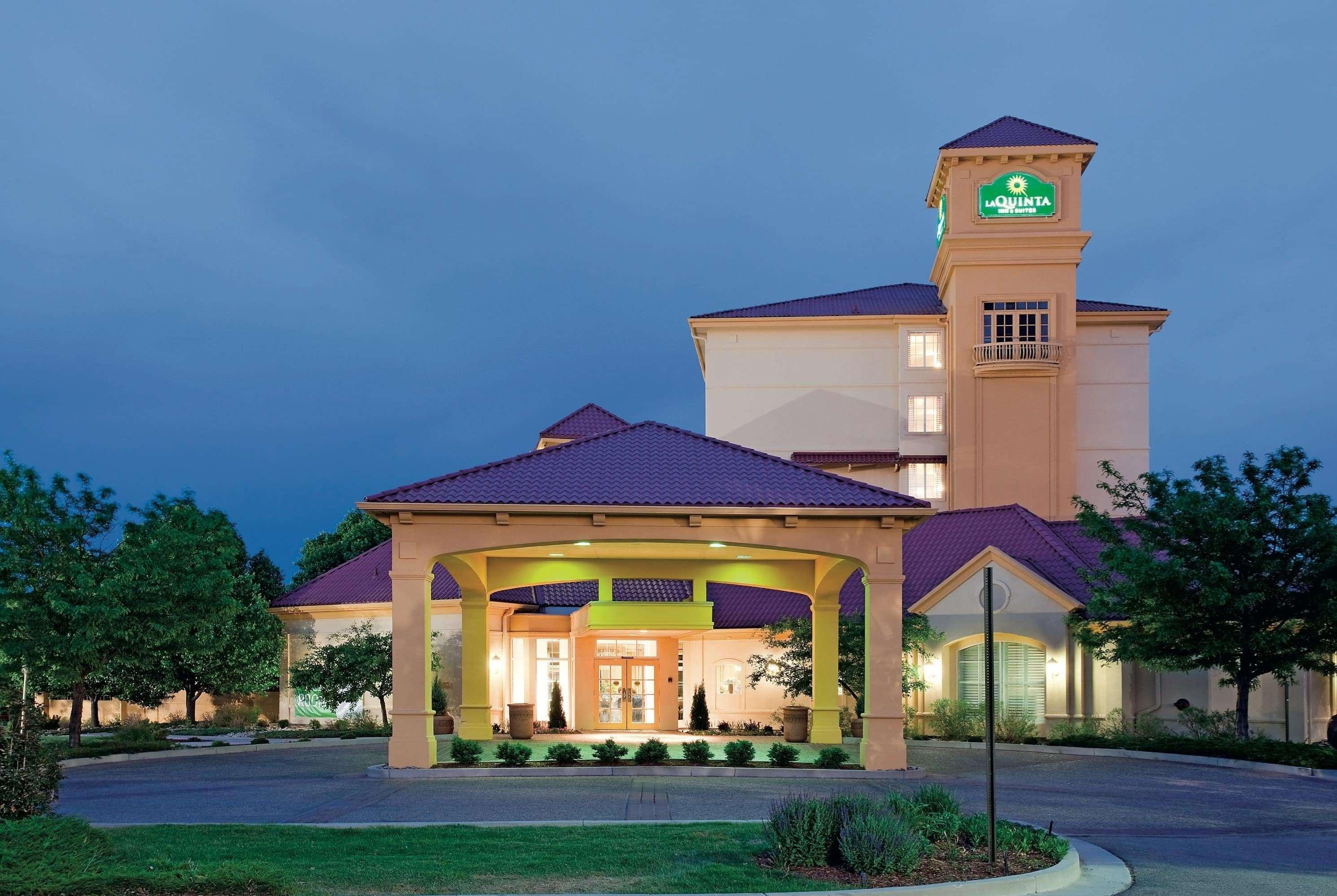 La Quinta By Wyndham Colorado Springs South Airport Hotel Exterior foto