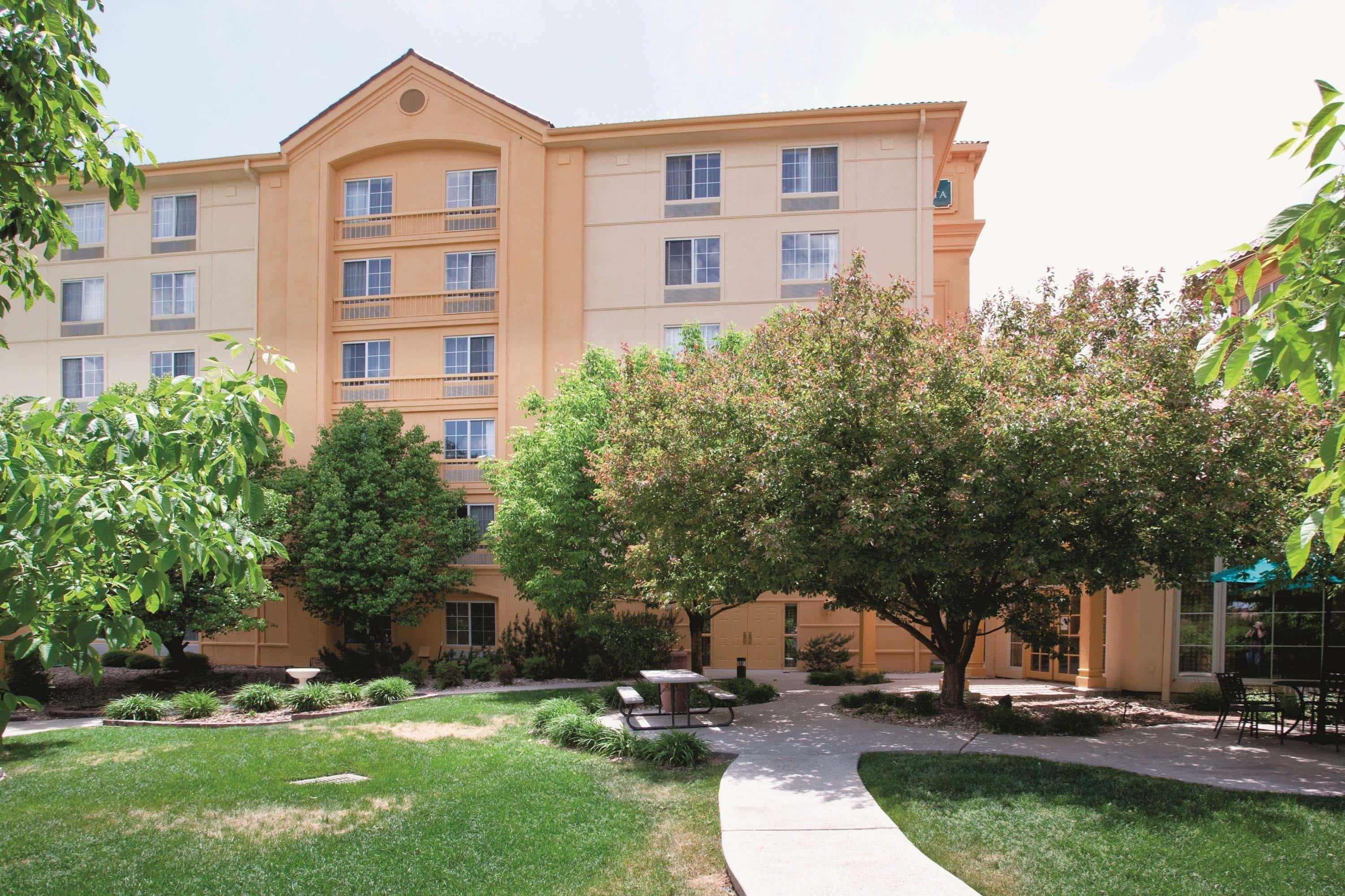 La Quinta By Wyndham Colorado Springs South Airport Hotel Exterior foto